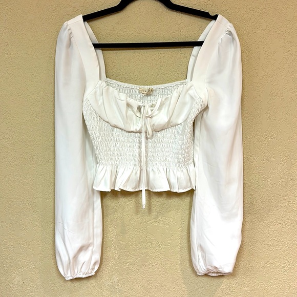 La Hearts Tops - L.A Hearts Womans smocked long sleeve Crop Top size XS